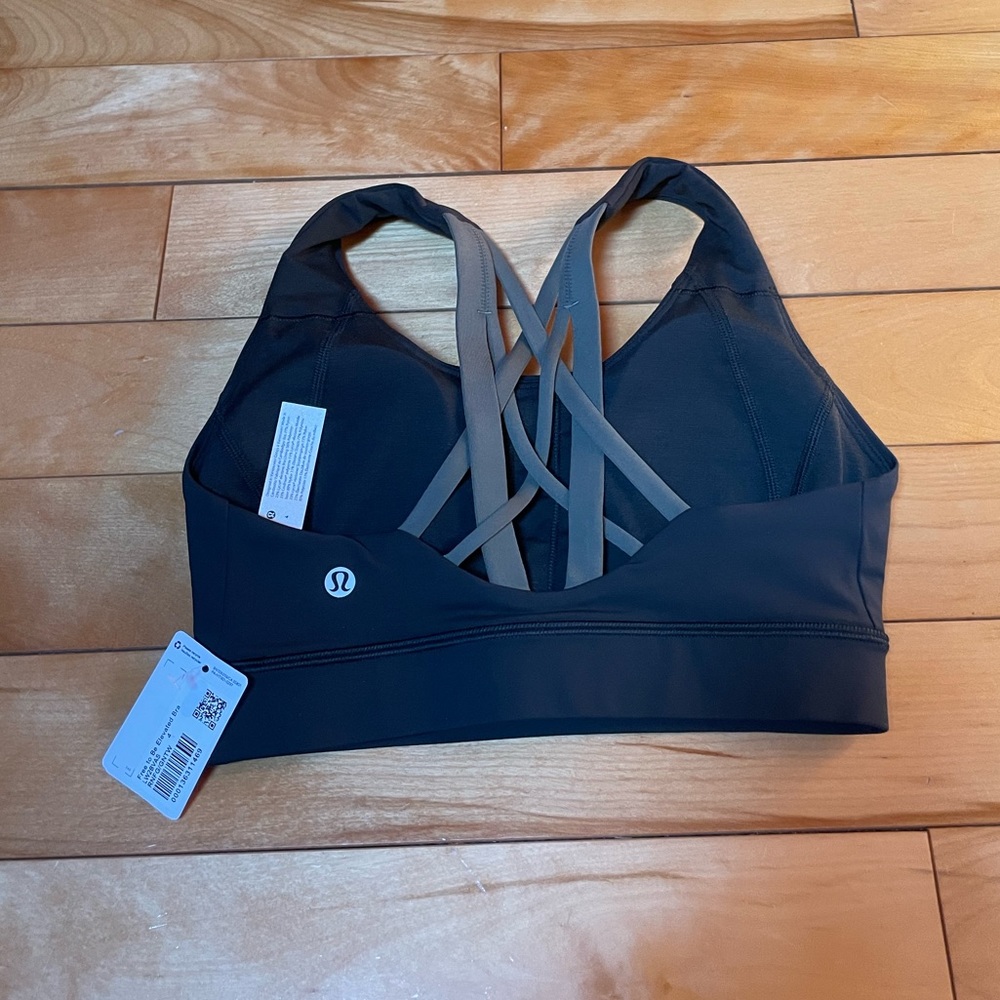 Size 4 Lululemon sports bra